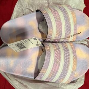ADIDAS POOL SLIDES